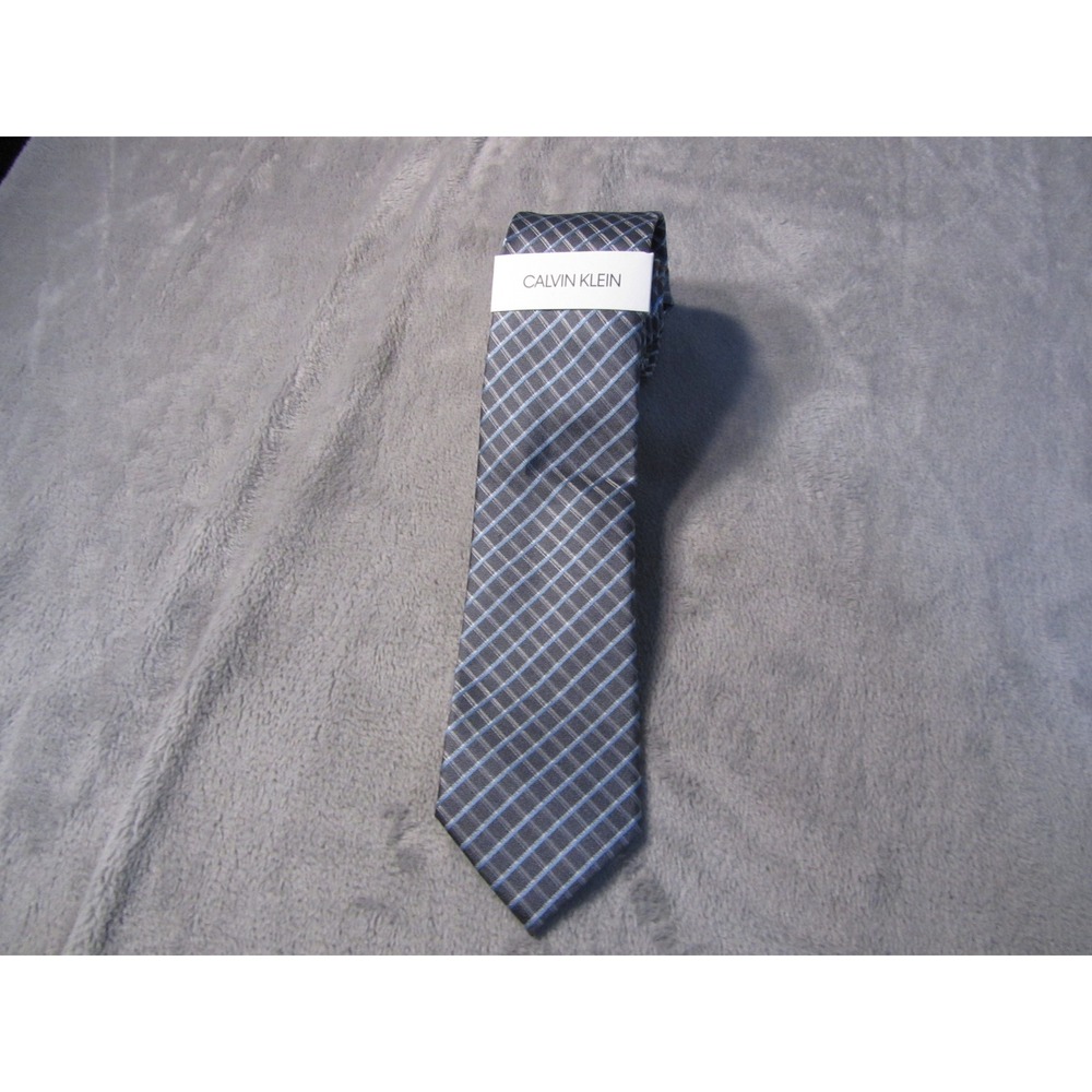Calvin Klein Mens Grey Blue Plaid Silk Blend Classic Necktie K7911031427‎ NEW